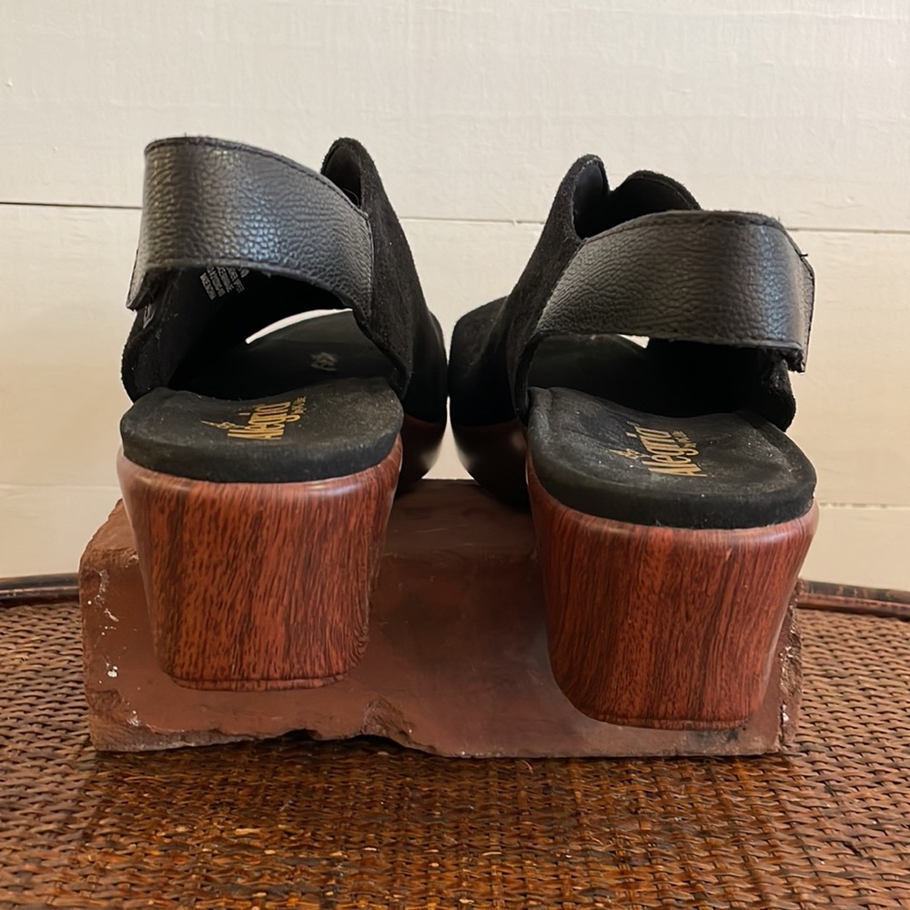 New Alegria by PG Lite Rosie Black Vegan Suede Sandals, Size 40 - Picture 5 of 9